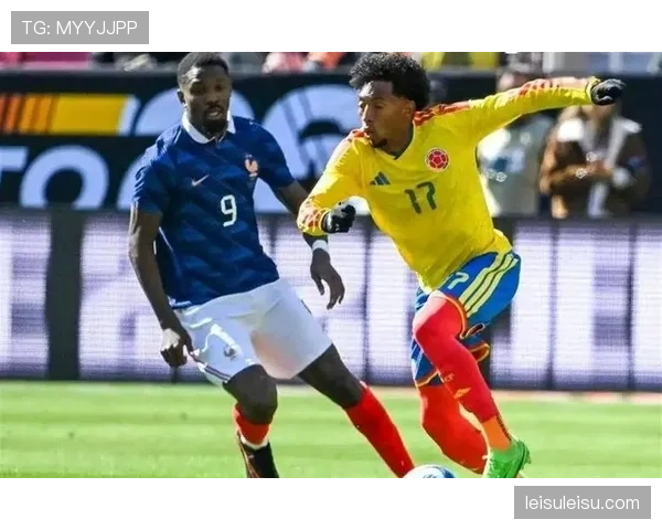 多家英超俱乐部派球探现场观战雷恩对阵里尔的比赛,考察中场小将杜埃 多家英超俱乐部派球探现场观战雷恩对阵里尔的比赛,考察中场小将杜埃